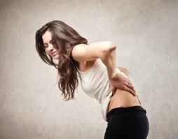 đau lưng trong phụ nữ